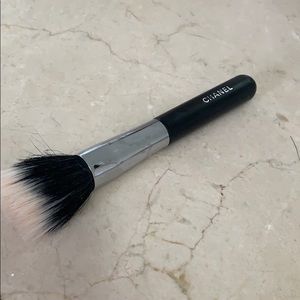 Chanel foundation/powder brush
